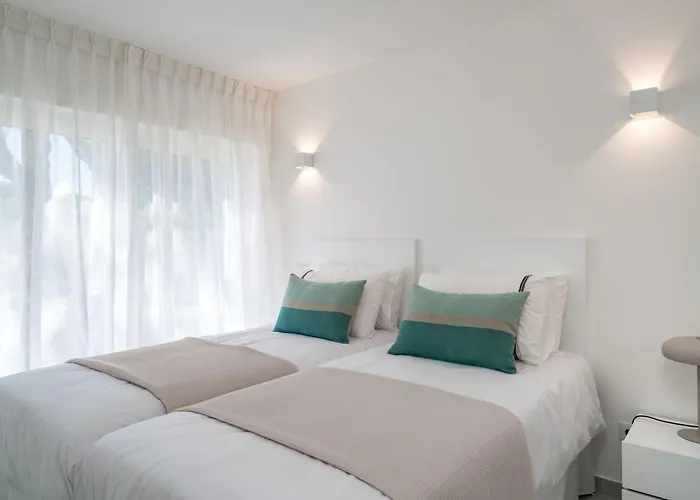 Celeste By Sapvillas *